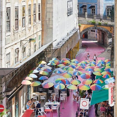Sunny Pink Street Historical Apt, By Timecooler Lisboa Екстериор снимка